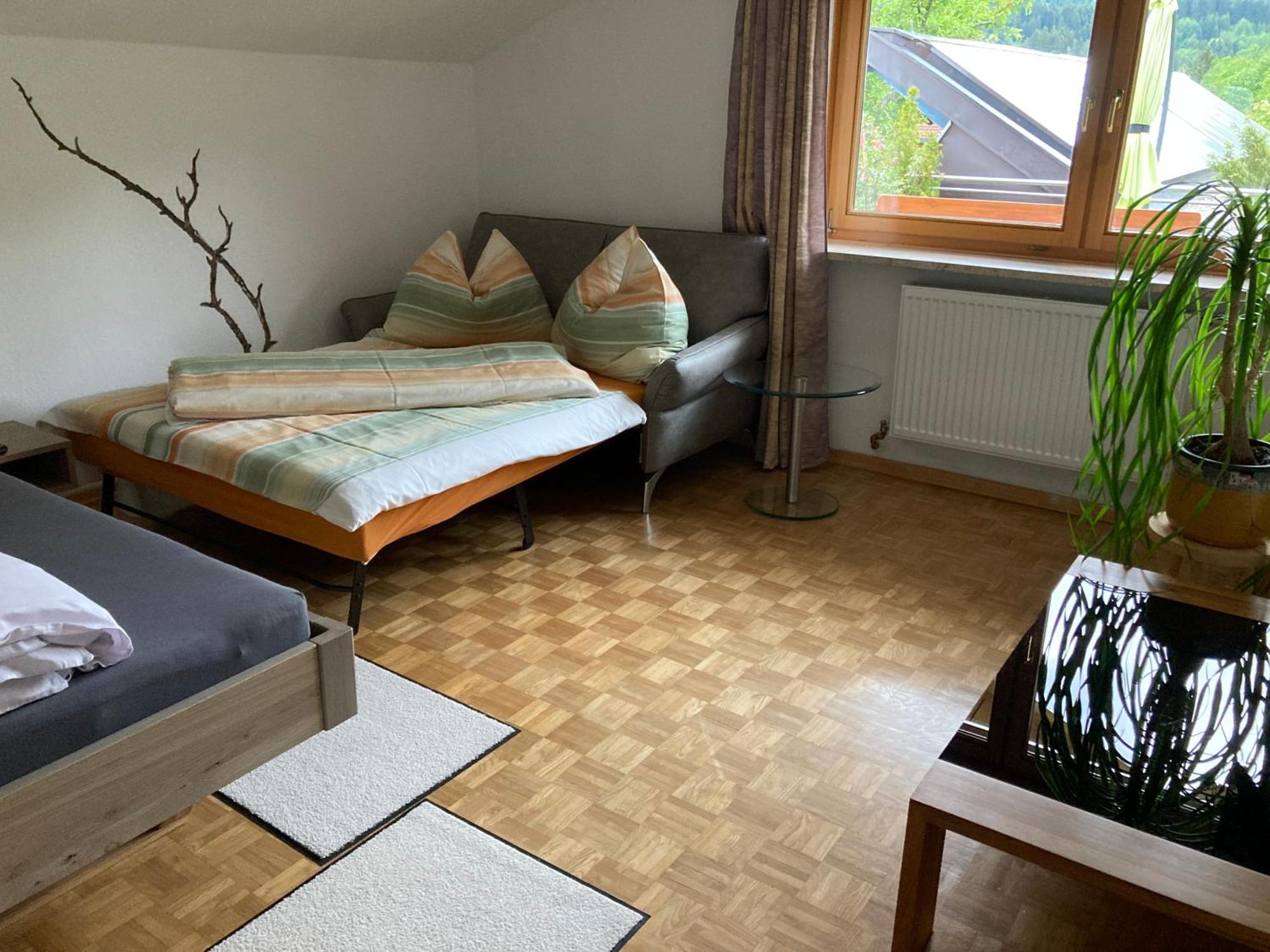 Alpin-Check-In Apartman Reutte Kültér fotó